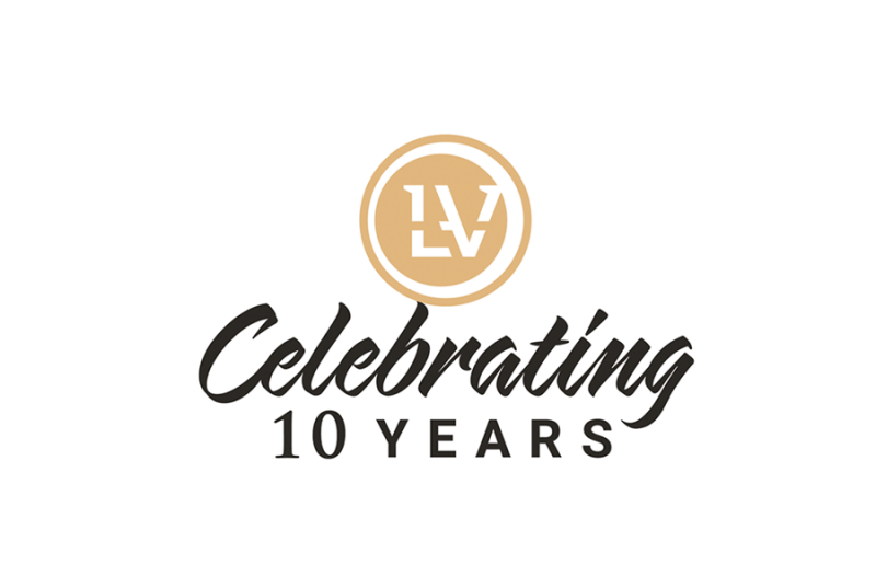 cheers-to-10-years-thrivin-magazine